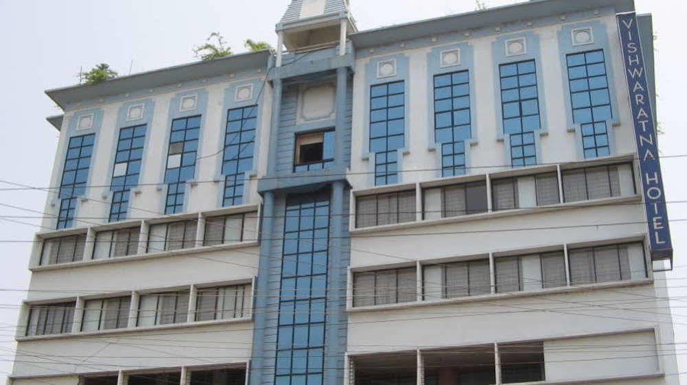 Vishwaratna Hotel Ґувахаті Екстер'єр фото